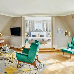 Mandarin Oriental, Otel